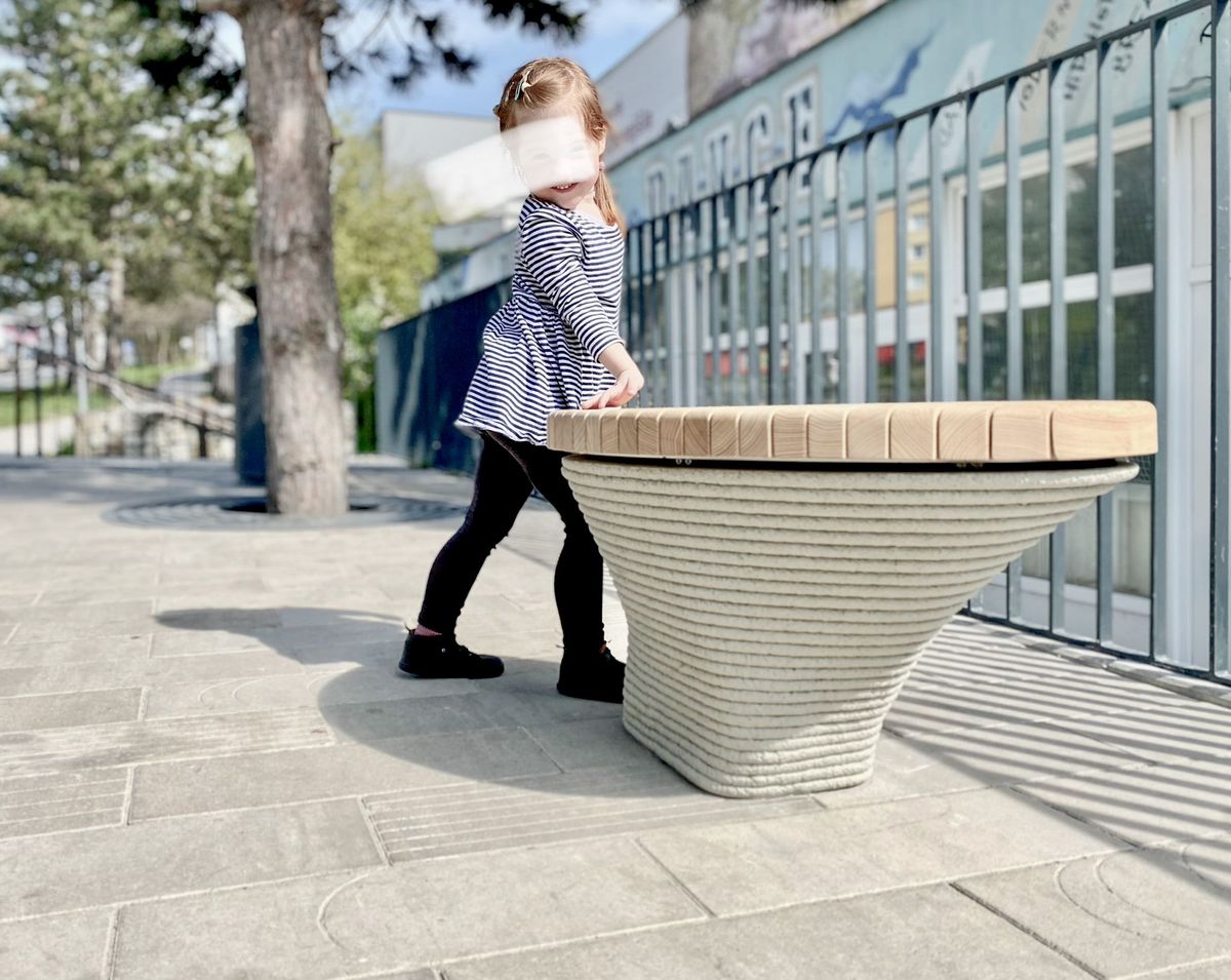3DCP Stool, Photo: COLLARCH 